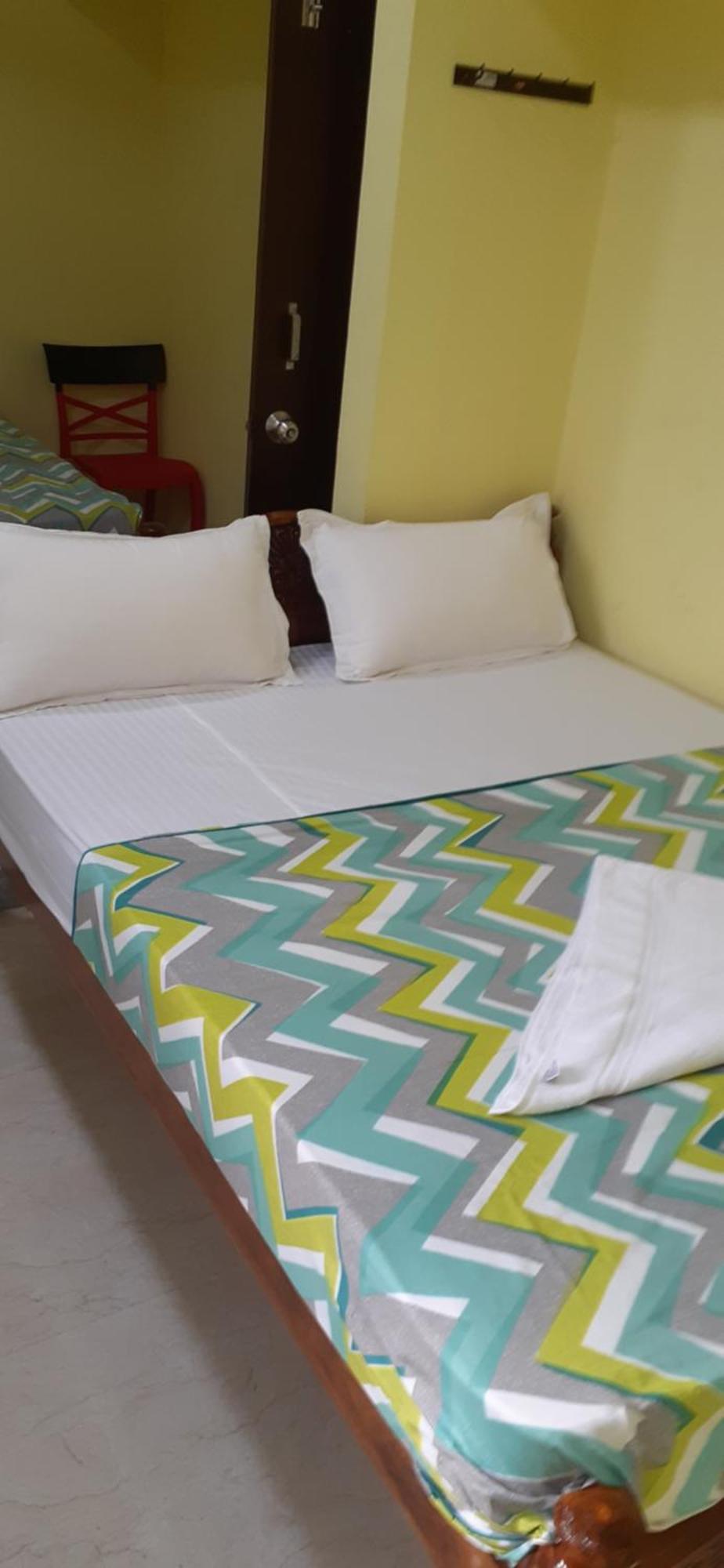Varadhar Guest House Kanchipuram Eksteriør bilde